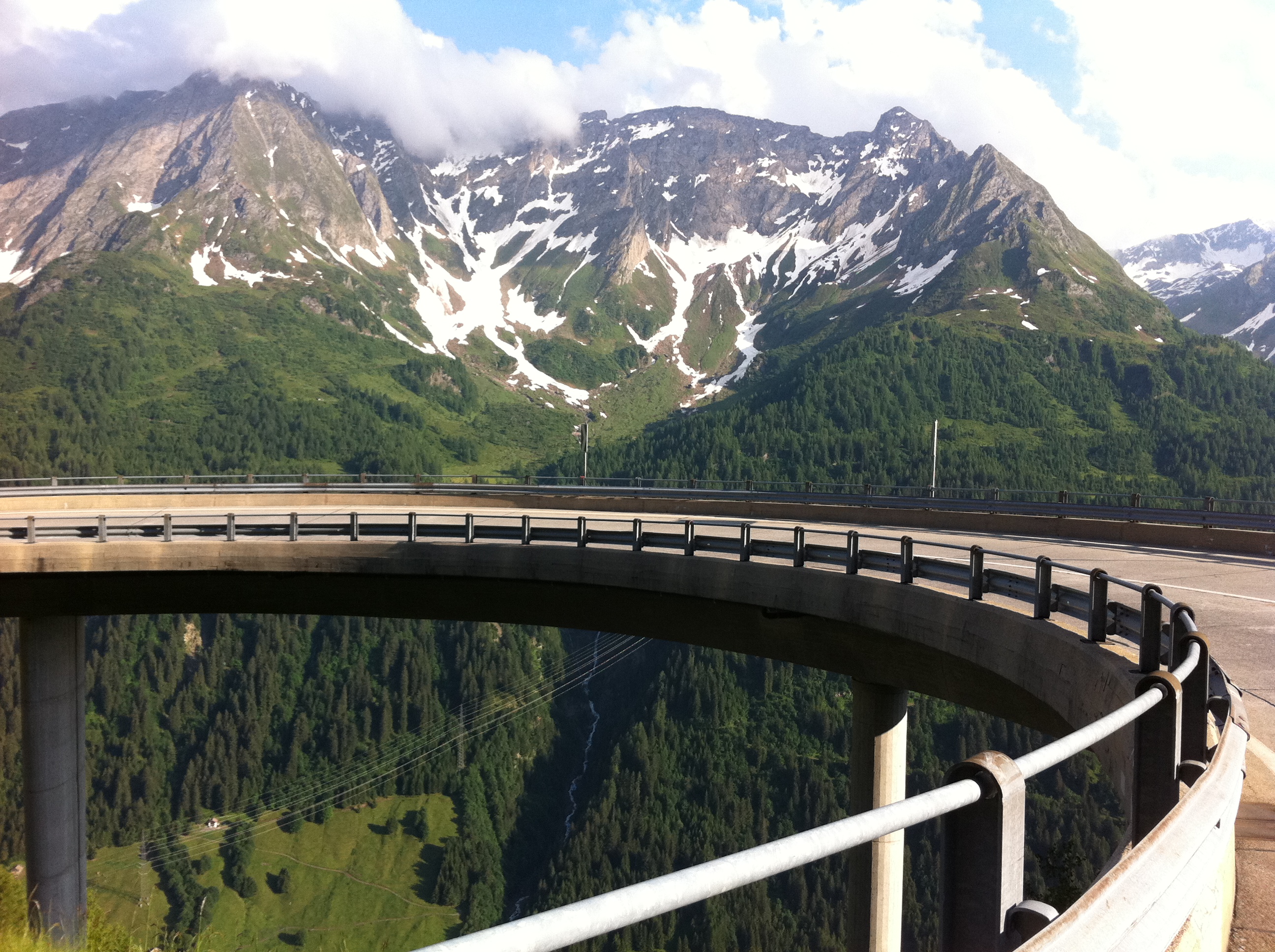 Spectacular rides in Swiss alps around the Gotthard Pass