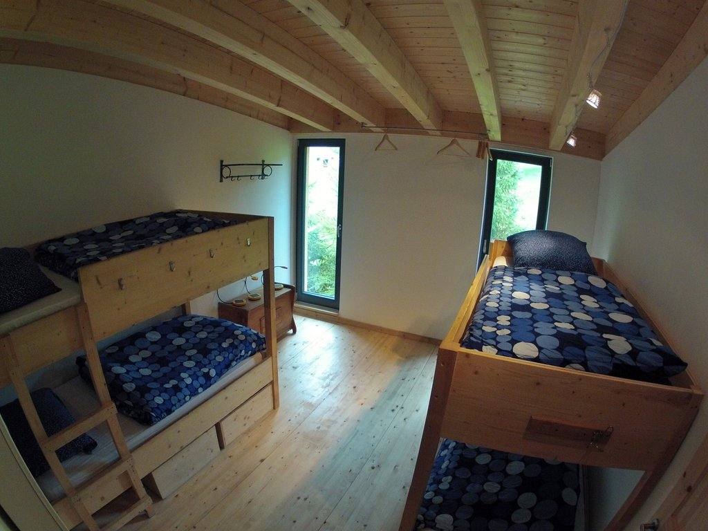4 bed shared room